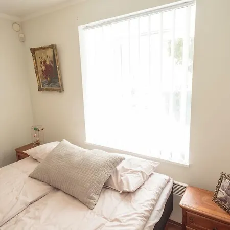 아파트 3 Bedroom Unique In Old Town